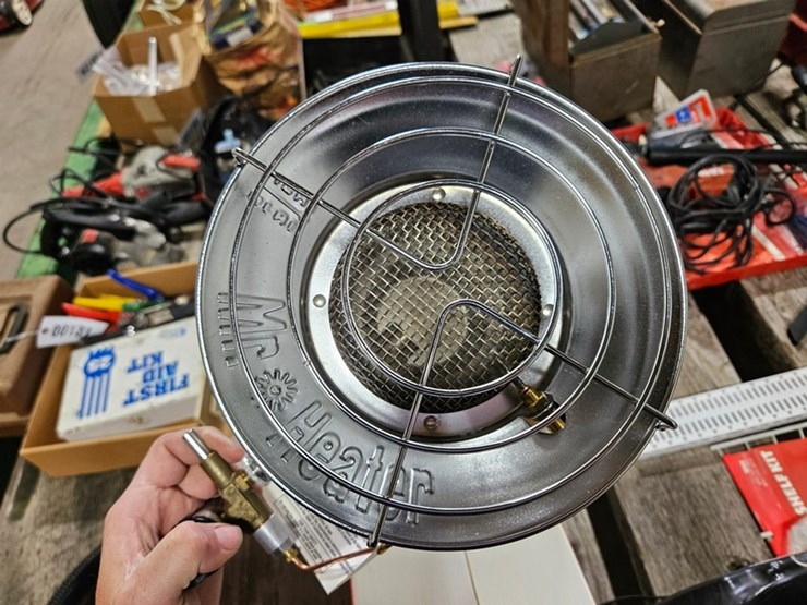 #133-•-mr-heater-and-electric-space-heater-image-4