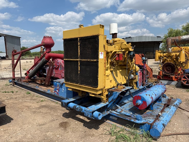 caterpillar-d353-image-1