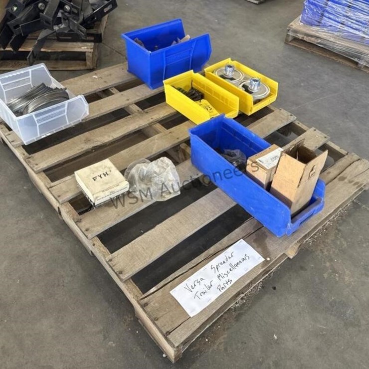 VERSA SPREADER TRAILER MISC PARTS