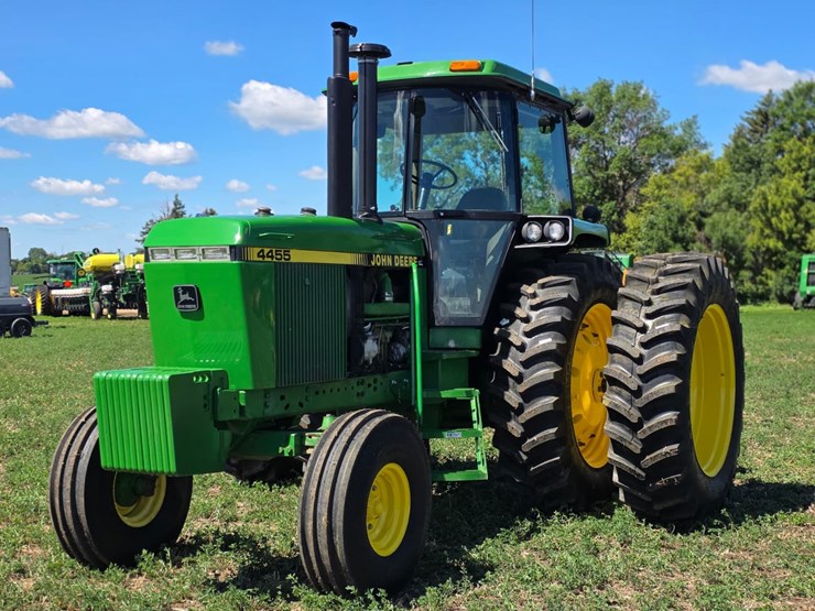 john-deere-4455-image-26