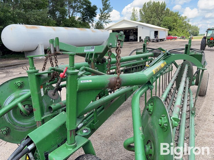 john-deere-700-image-14