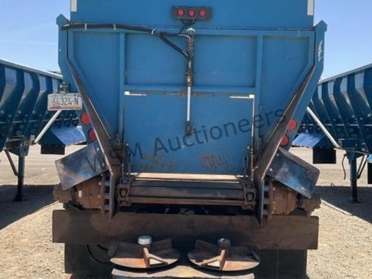 2012-versa-v-bottom-spreader-trailer-image-5