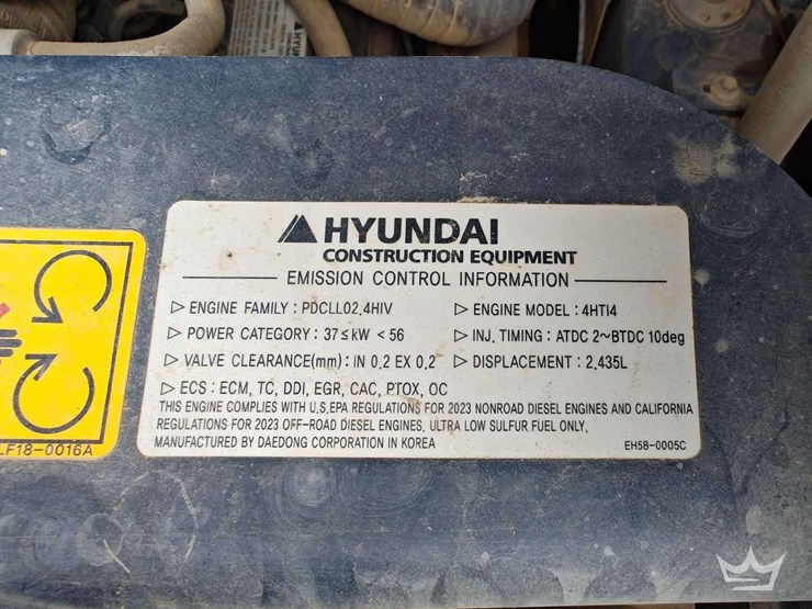 2024-hyundai-ht100v-image-23