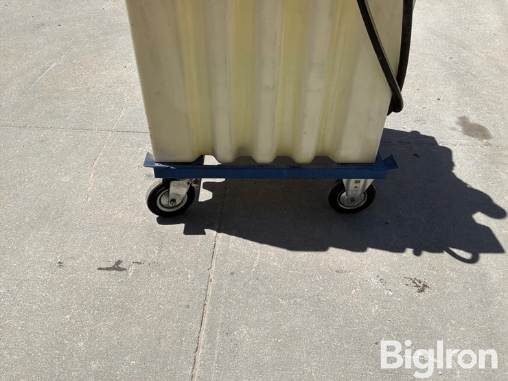 diesel-exhaust-fluid-pump-&-bulk-tank-image-15