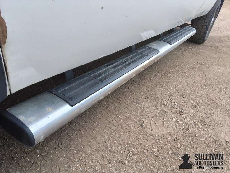 2012-chevrolet-silverado-3500-image-10