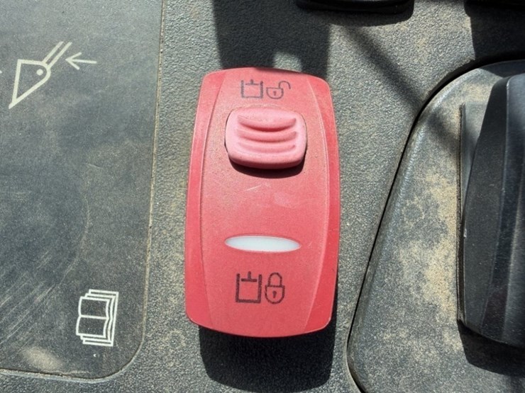 2012-caterpillar-430e-image-39