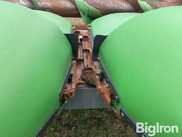 2013-john-deere-608c-image-18