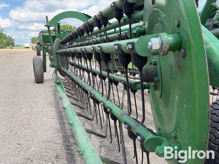 john-deere-700-image-17