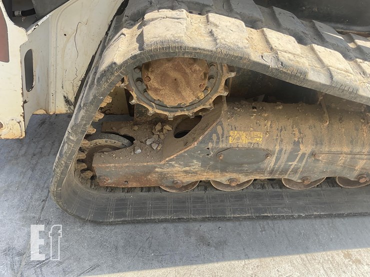 2021-bobcat-t76-image-10