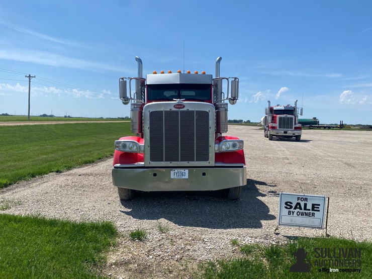 2014-peterbilt-388-image-2