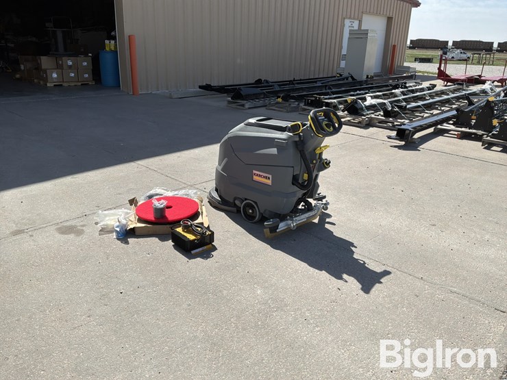 karcher-professional-floor-scrubber-image-7