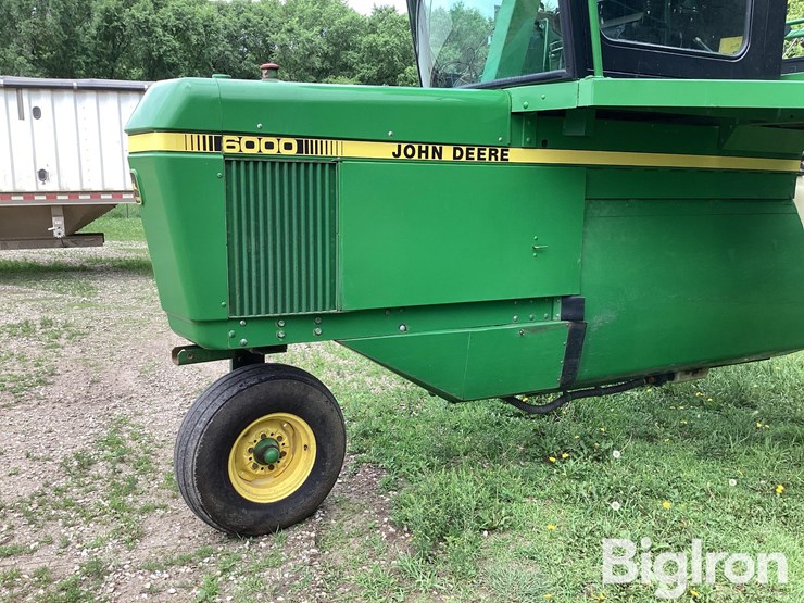 1984-john-deere-6000-image-9