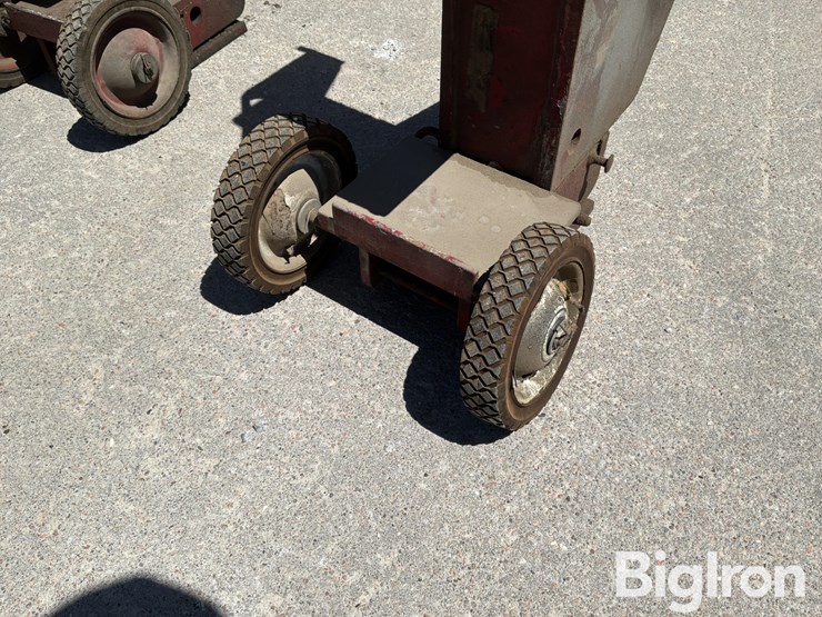 high-clearance-sprayer-jack-stands-image-10