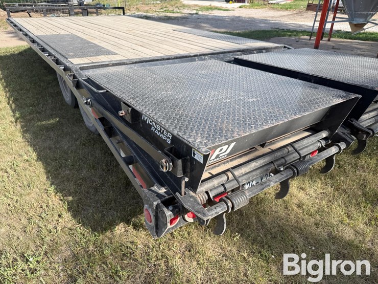 2024-pj-flatbed-image-16