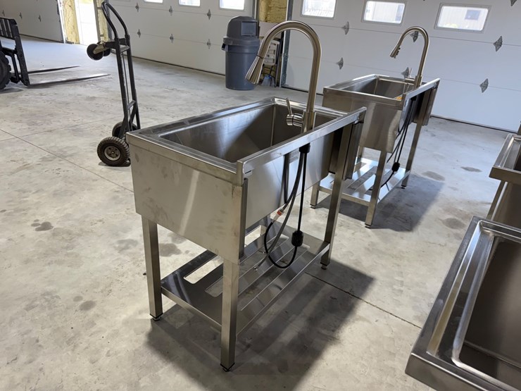 #49818-•-unused-trinity-36"-stainless-steel-sink-image-5