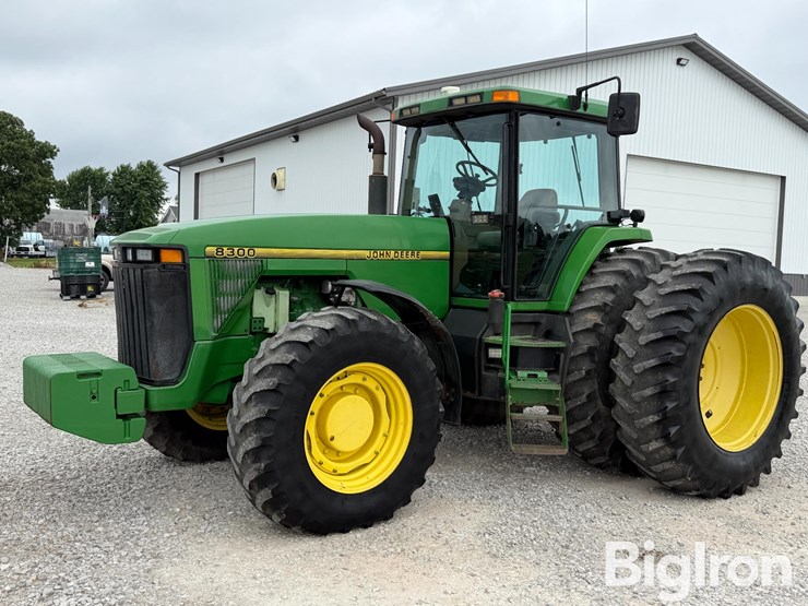 1995-john-deere-8300-image-1