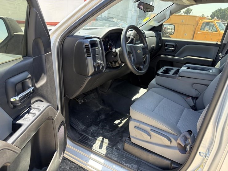2017-chevrolet-silverado-1500-image-13