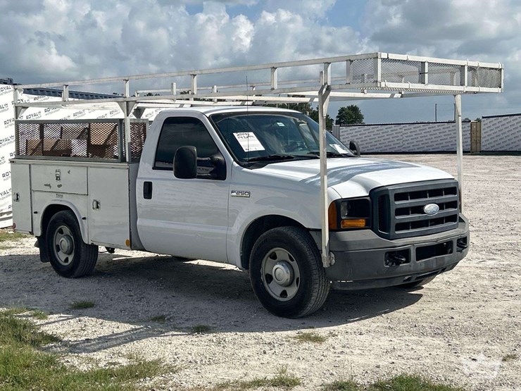 2006-ford-f250-image-2