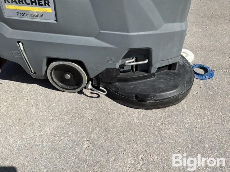 karcher-professional-floor-cleaner-image-11