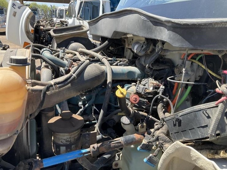 2007-international-durastar-4300-image-17