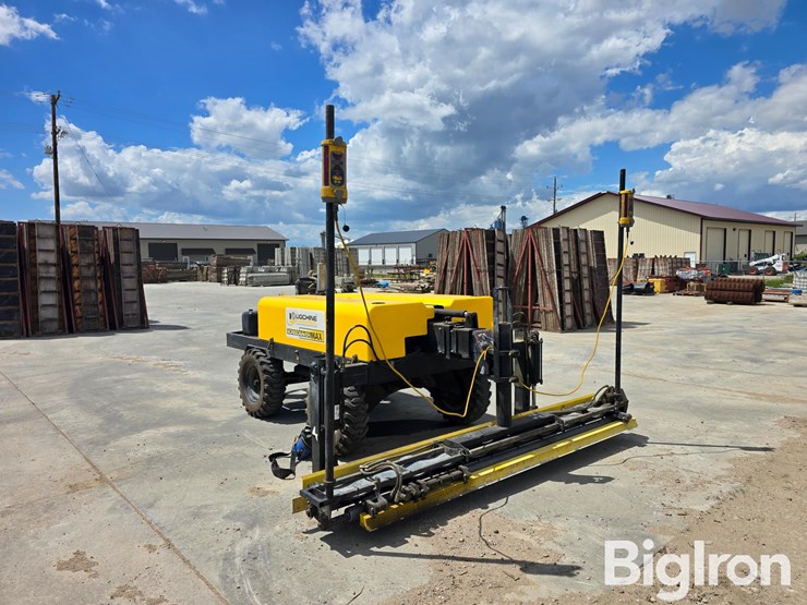 ligchine-international-screedsaver-max-laser-leveling-power-screed-image-3