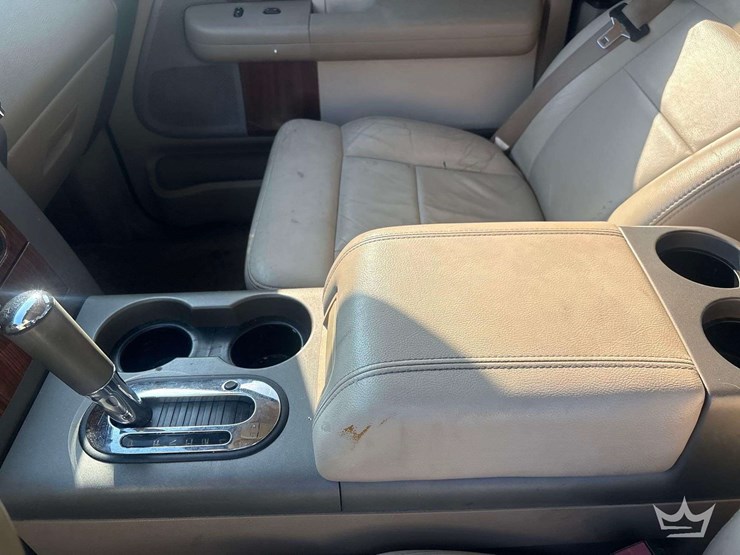 2004-ford-f150-xl-image-16