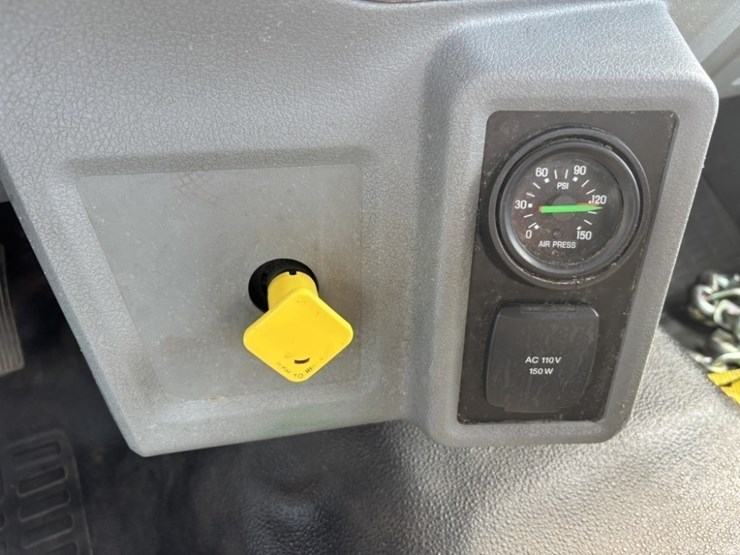 2016-ford-f650-sd-image-31