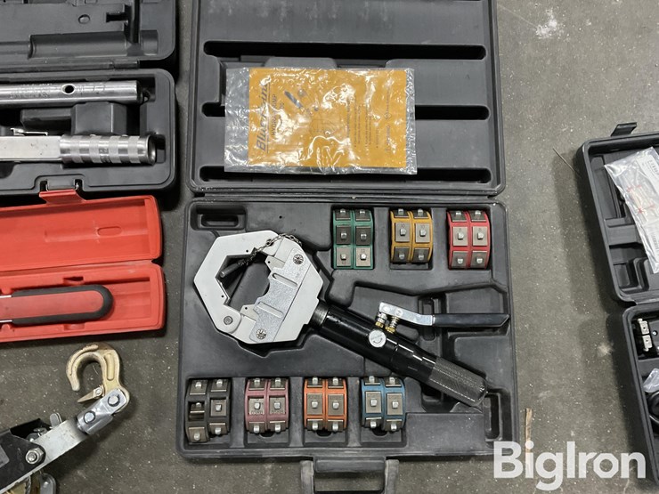 assorted-tools-image-5