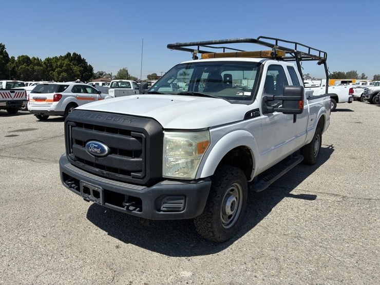 2011-ford-f250-image-1