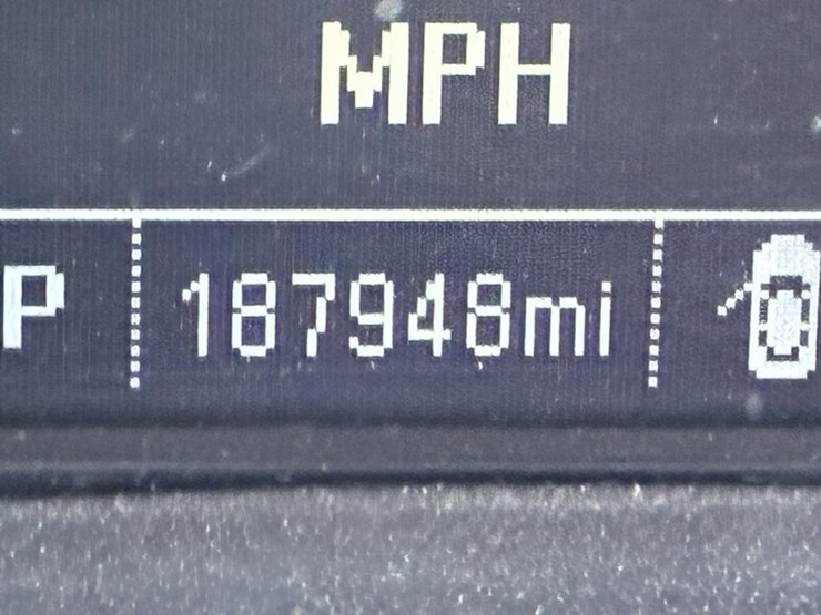 2016-chevrolet-1500-image-11