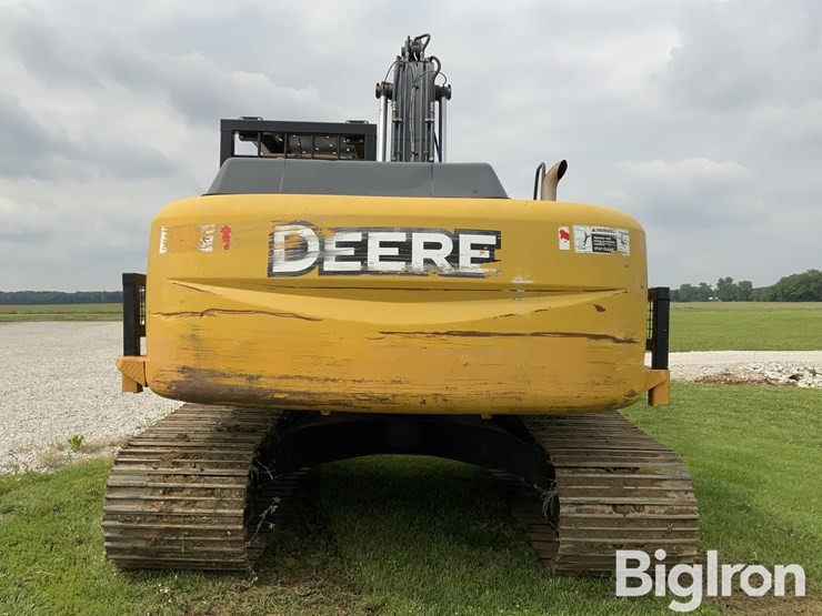 2007-deere-240d-lc-image-6