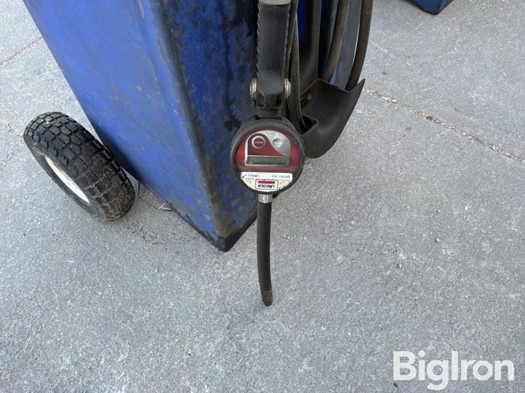 lincoln-oil-dispenser-tanks-image-11