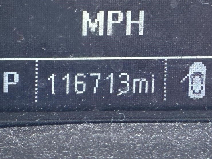 2015-gmc-2500-image-15