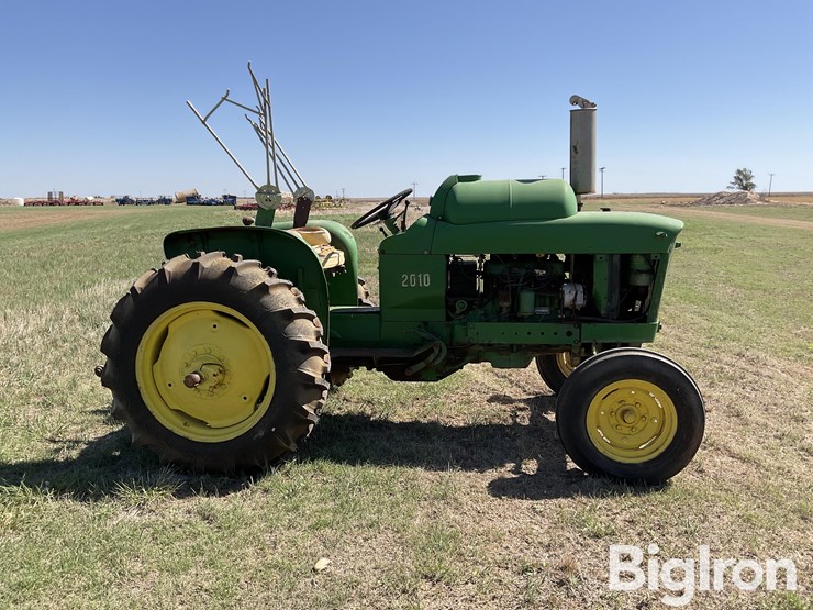 1961-john-deere-2010-image-4