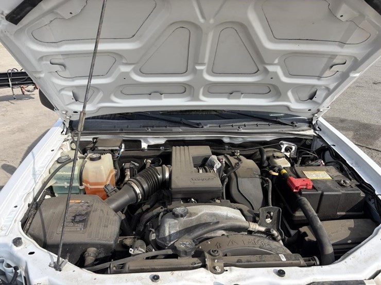 2011-chevrolet-colorado-image-10