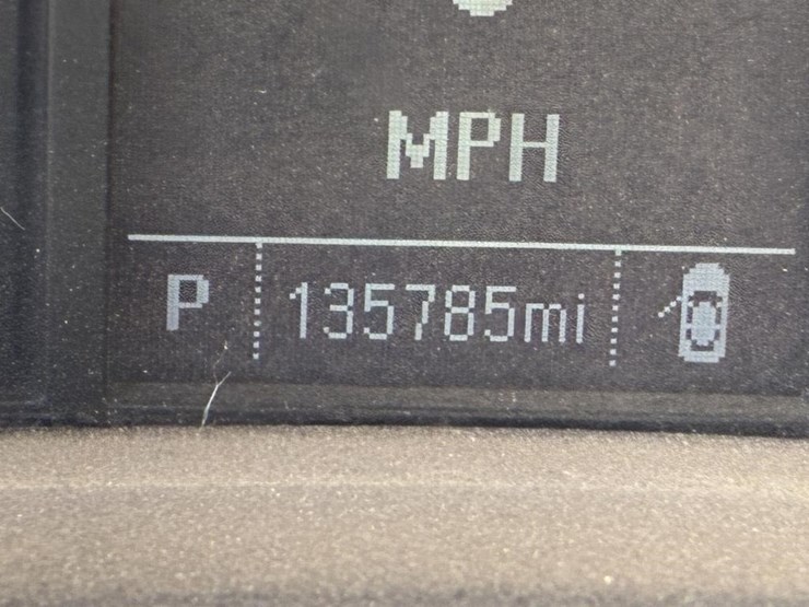 2018-chevrolet-silverado-1500-image-13