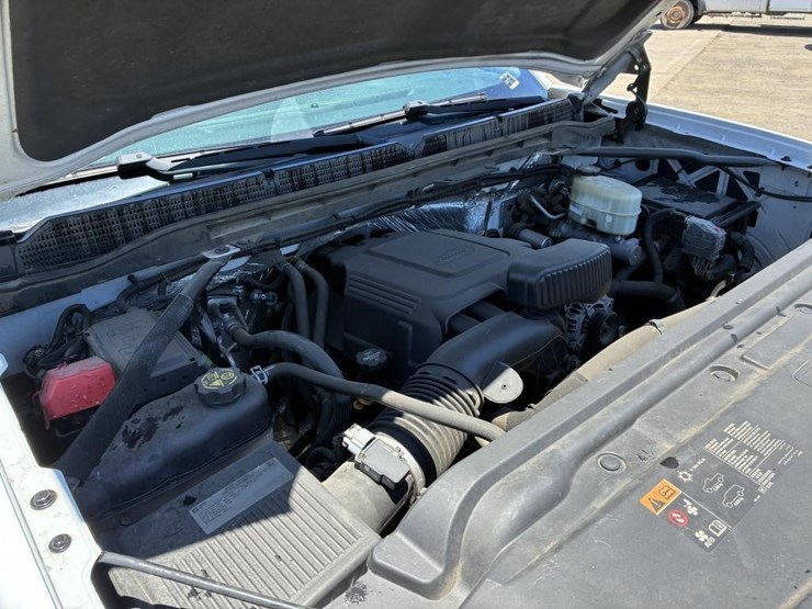 2015-gmc-2500-image-8