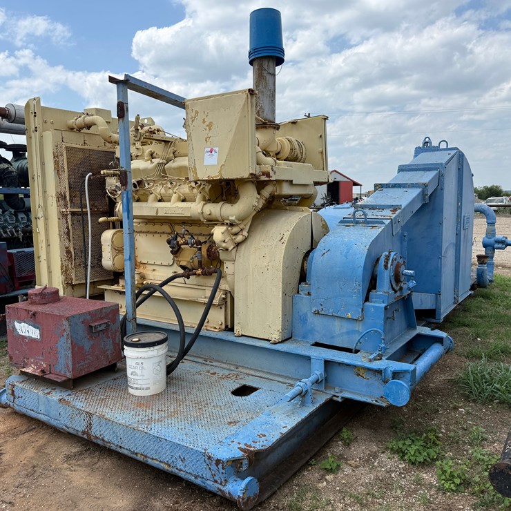 CATERPILLAR D379