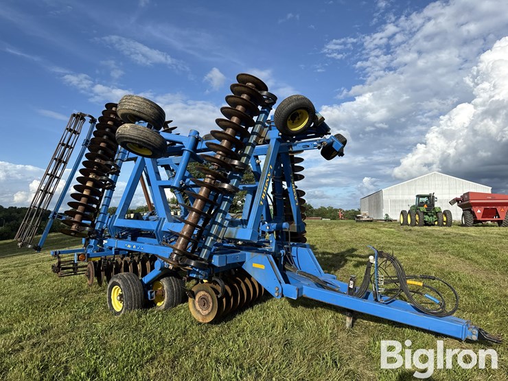 2011-landoll-7431-29-image-3
