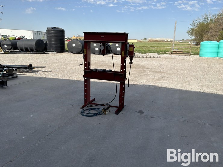 air-over-hyd-adjustable-press-image-1