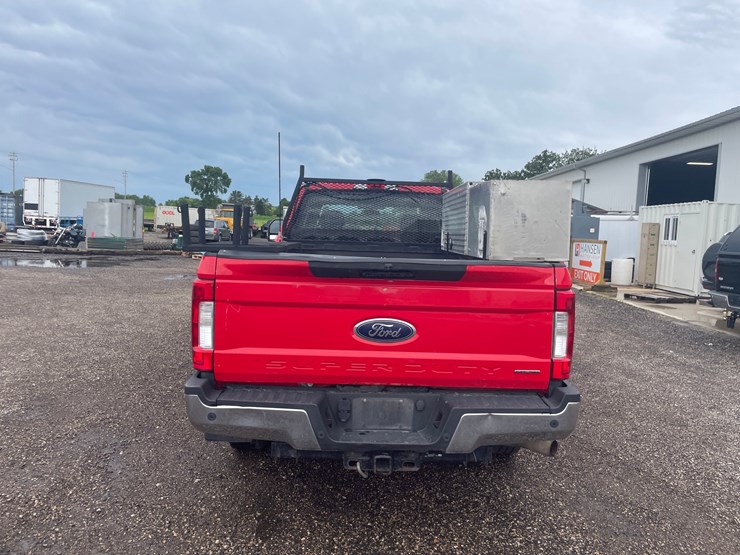 2019-ford-f250-xl-image-6