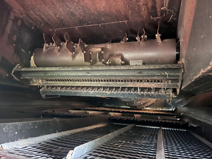 case-ih-8010-image-21