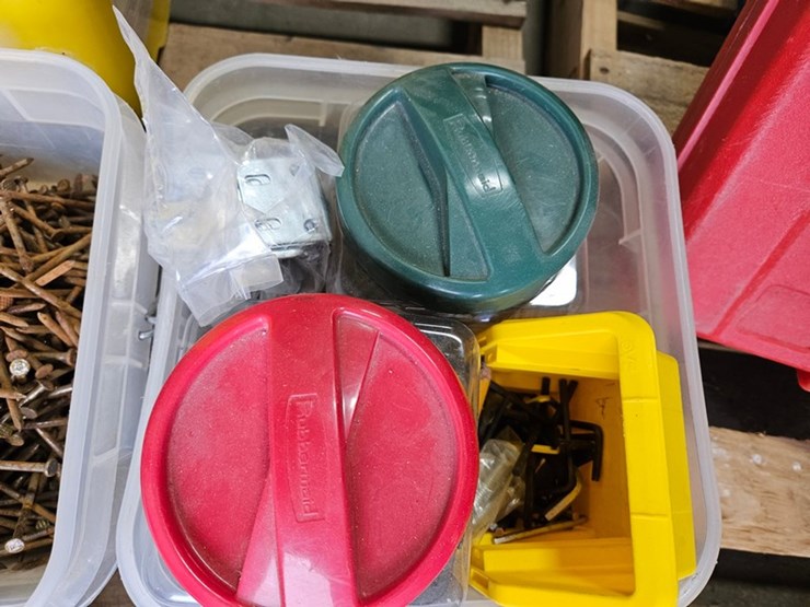 #107-•-pallet-of-assorted-fasteners-image-3