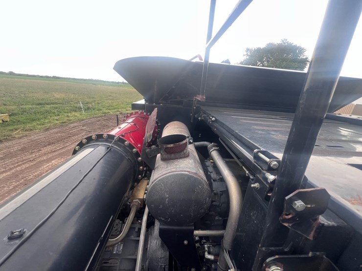 case-ih-8010-image-66