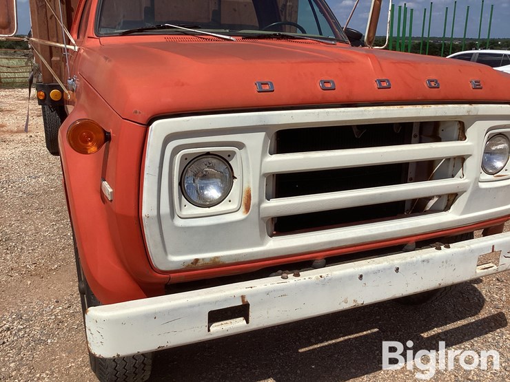 1975-dodge-d600-image-12