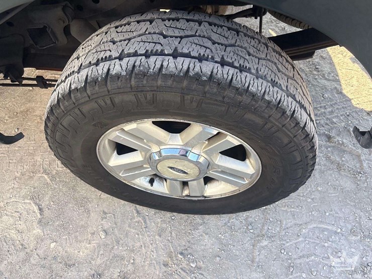 2004-ford-f150-xl-image-19