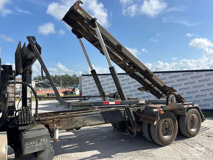2018-international-workstar-7600-image-28