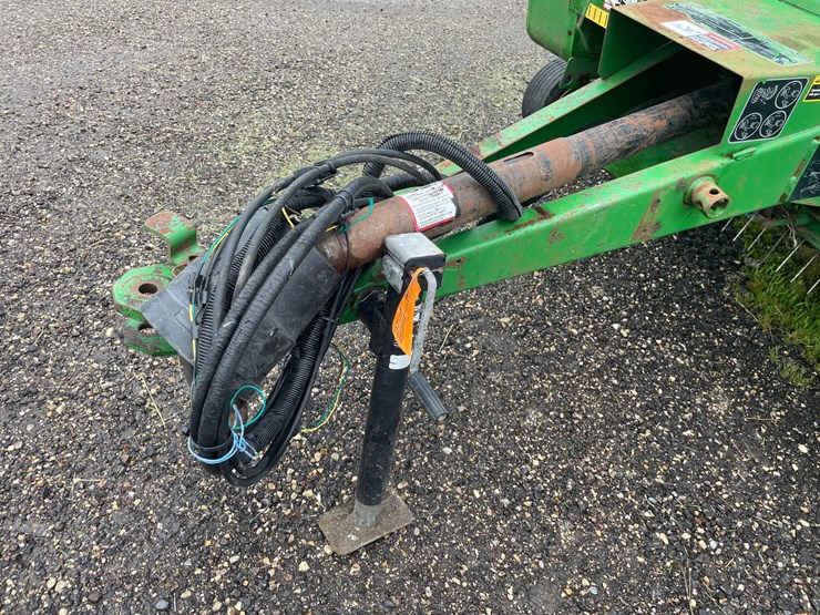 john-deere-566-image-7