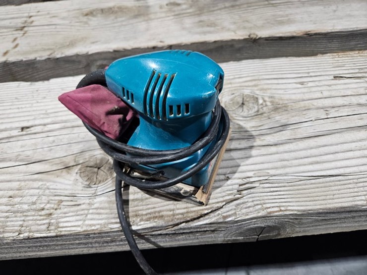 #82-•-assorted-power-tools-image-8