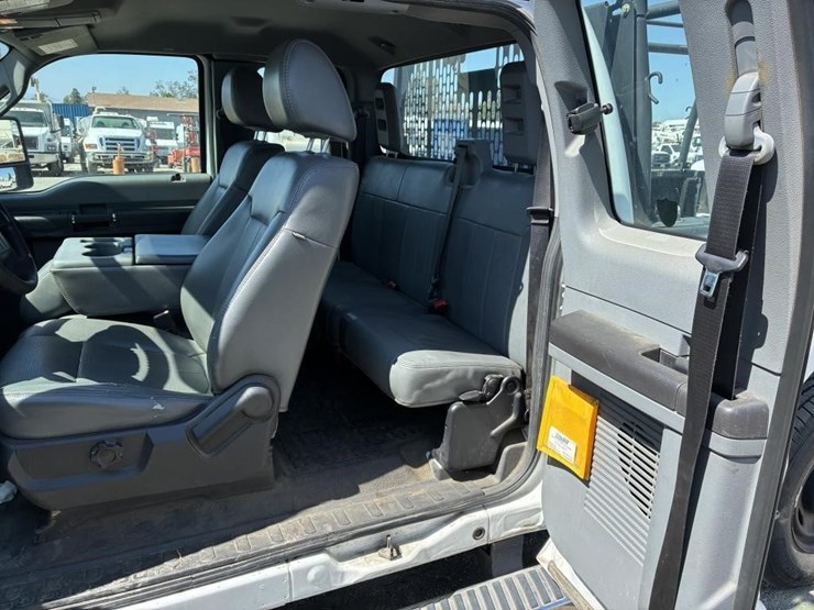2011-ford-f250-image-12